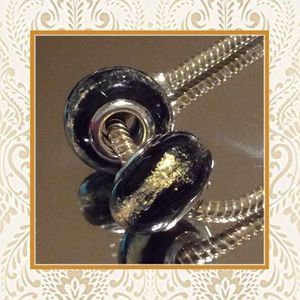 🌸 2PC BLACK & GOLD SPARKLE GLASS BEADS DIY BEAD MAKING CRAFTS PANDORA TROLL